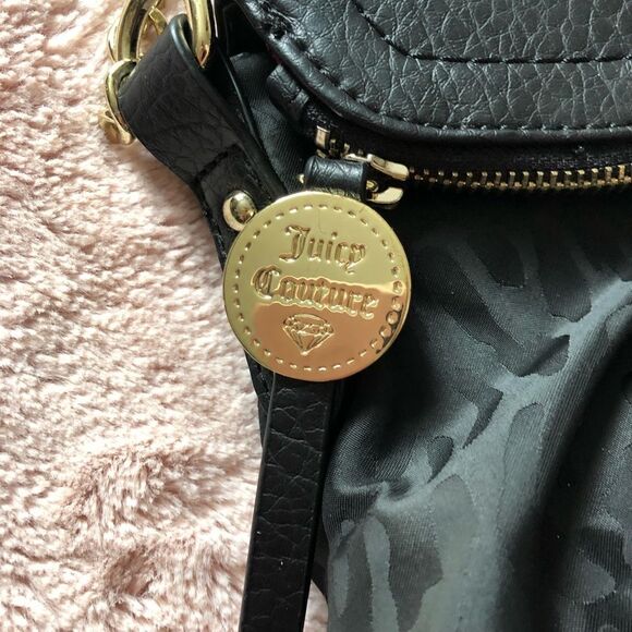 Juicy Couture flap crossbody black chain purse - Picture 4 of 14